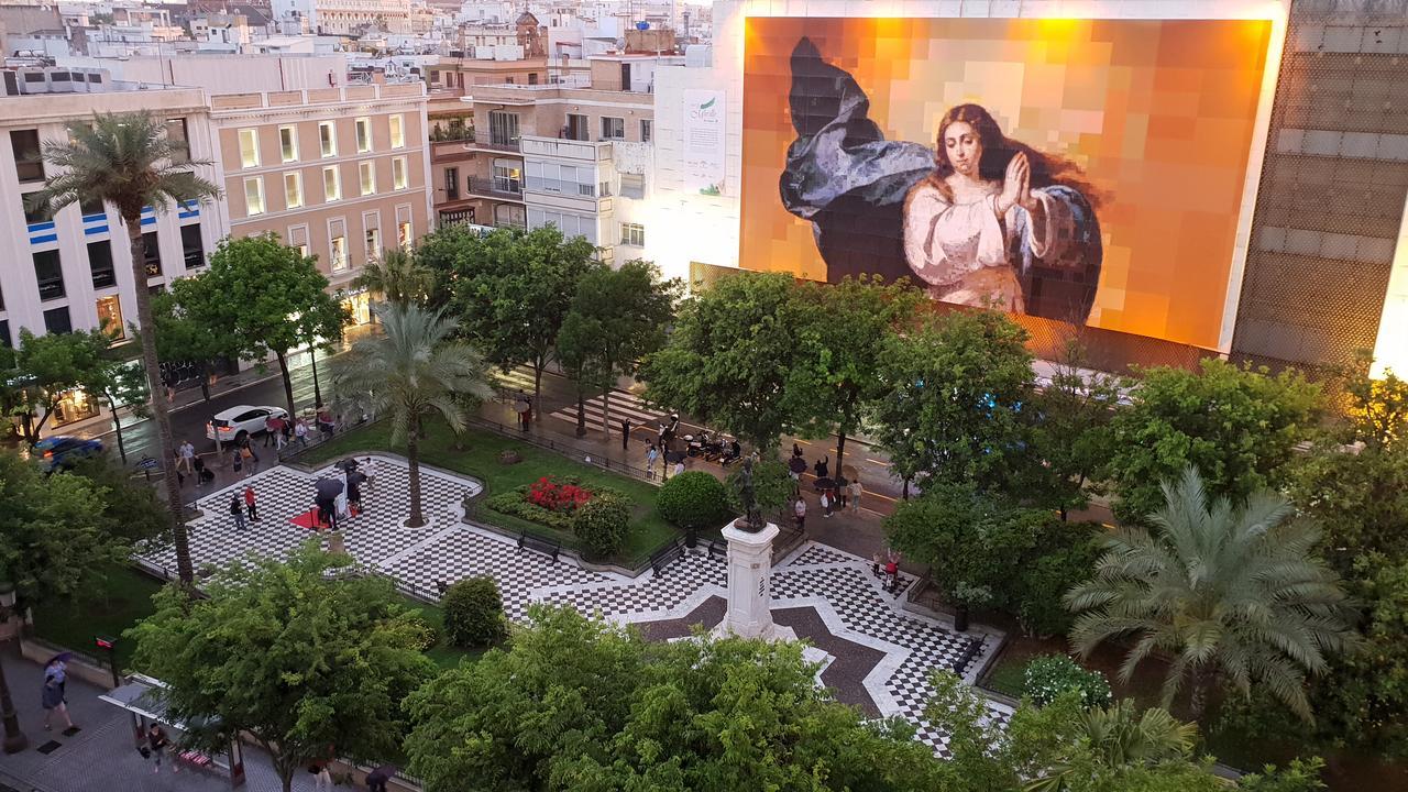 Apartamentos Arc House Seville Exterior photo